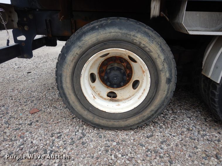 image for item DK0282 2013 Freightliner 108SD  vacuum truck