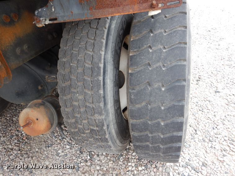 image for item DK0282 2013 Freightliner 108SD  vacuum truck