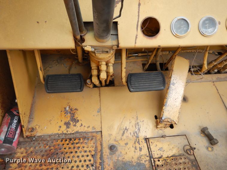 image for item DK0287 Caterpillar V200  forklift