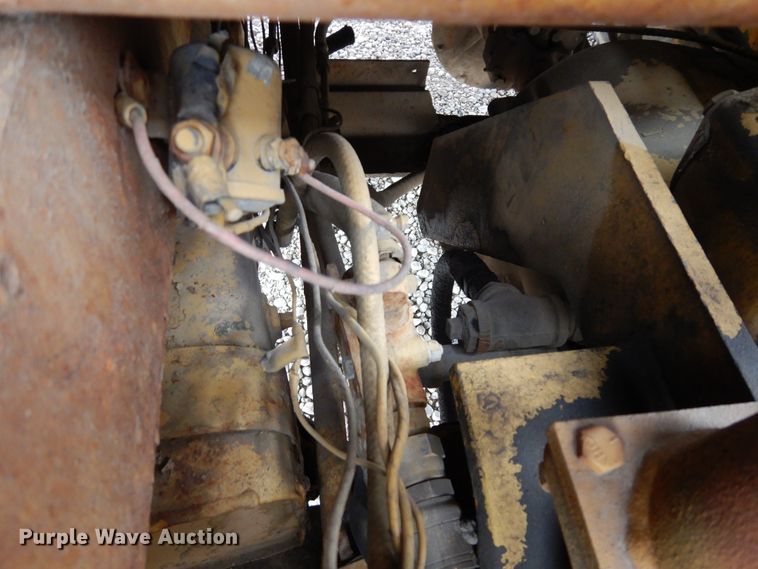 image for item DK0287 Caterpillar V200  forklift