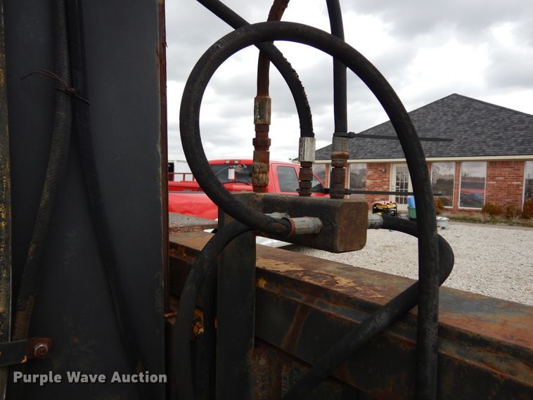 image for item DK0287 Caterpillar V200  forklift