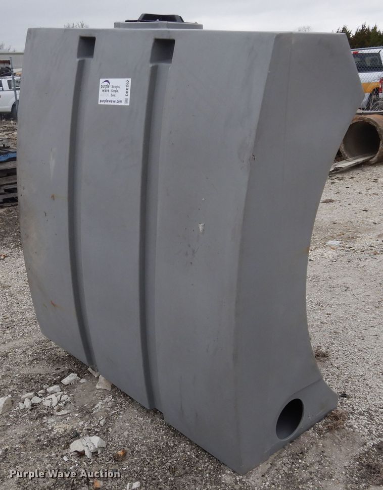 image for item DK0292 * Poly water tank