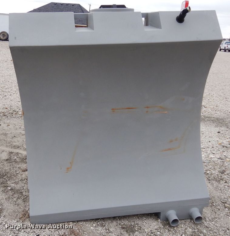 image for item DK0292 * Poly water tank