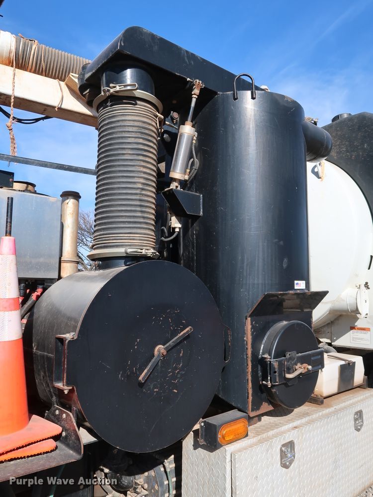 image for item DK3500 2015 Freightliner 114SD  combination sewer jetter truck