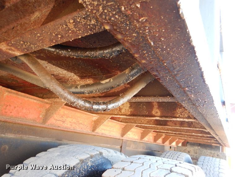 image for item DK7256 1988 GMC TopKick 7000  dump truck