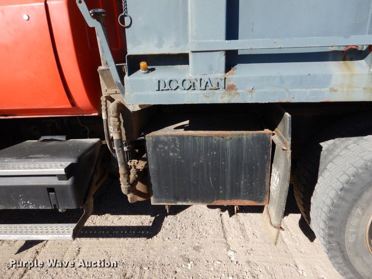 image for item DK7256 1988 GMC TopKick 7000  dump truck