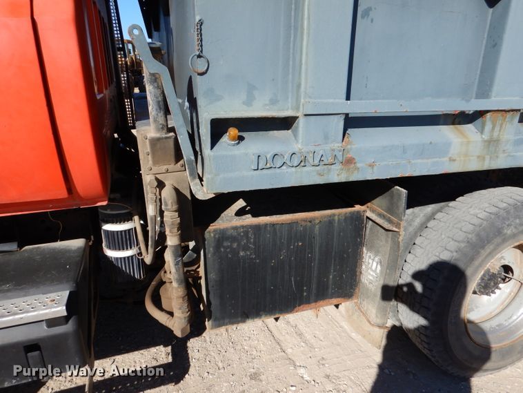 image for item DK7256 1988 GMC TopKick 7000  dump truck