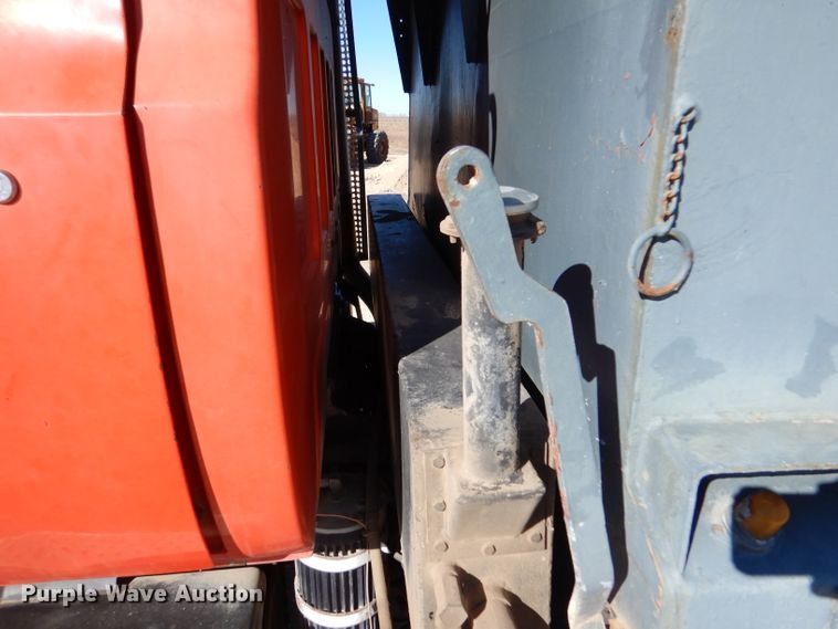 image for item DK7256 1988 GMC TopKick 7000  dump truck