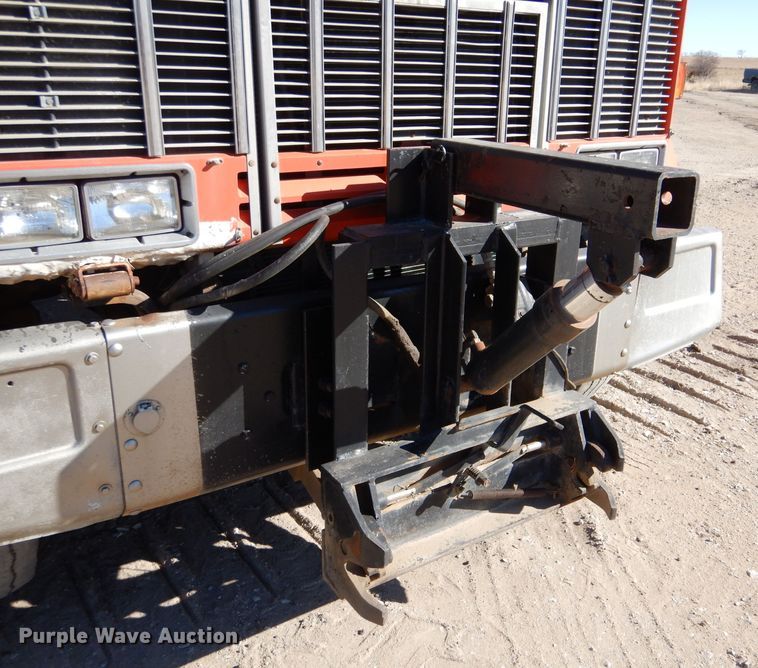 image for item DK7256 1988 GMC TopKick 7000  dump truck