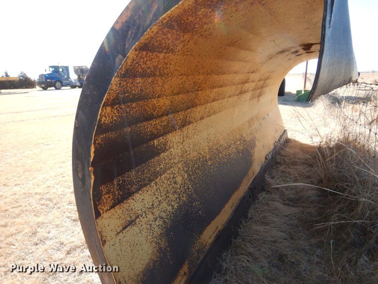 image for item DK7256 1988 GMC TopKick 7000  dump truck