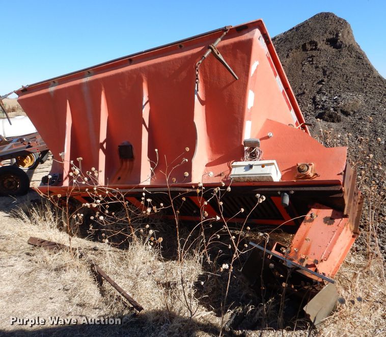 image for item DK7256 1988 GMC TopKick 7000  dump truck