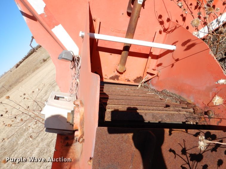 image for item DK7256 1988 GMC TopKick 7000  dump truck