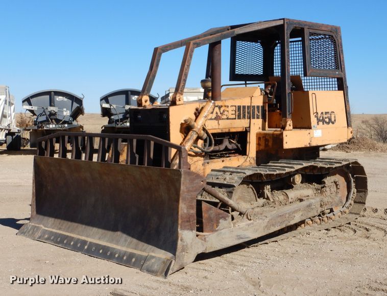 image for item DK7257 1975 Case 1450  dozer