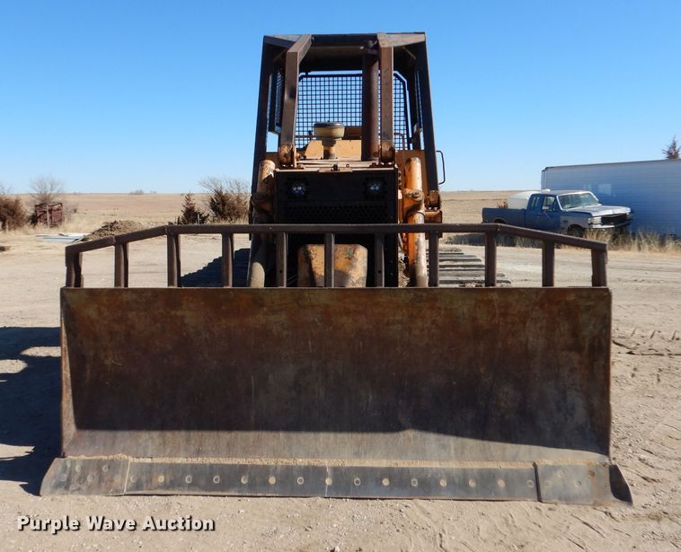 image for item DK7257 1975 Case 1450  dozer