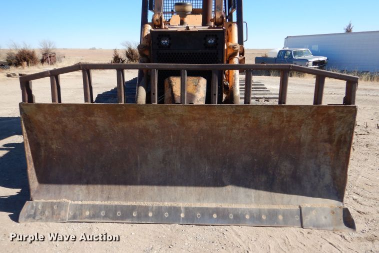 image for item DK7257 1975 Case 1450  dozer