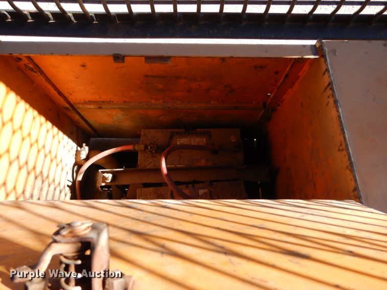 image for item DK7257 1975 Case 1450  dozer