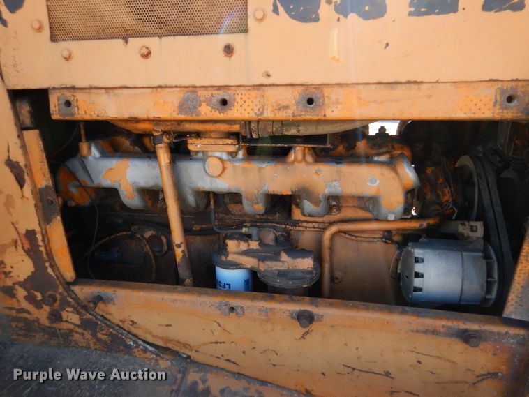 image for item DK7257 1975 Case 1450  dozer