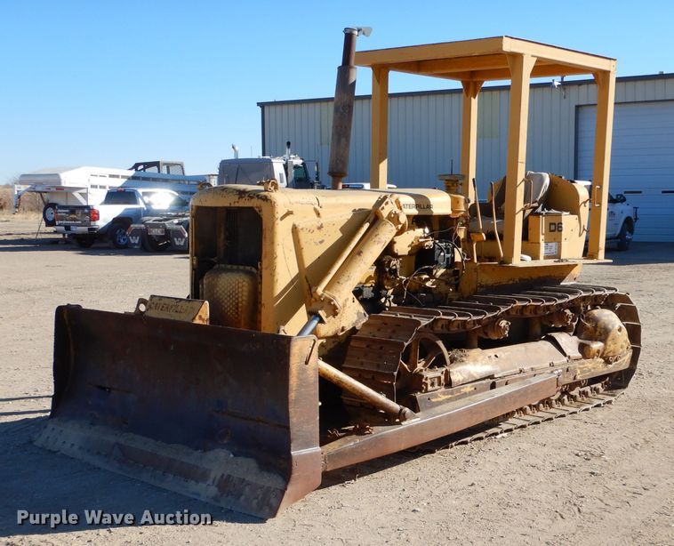 image for item DK7258 1954 Caterpillar D6  dozer