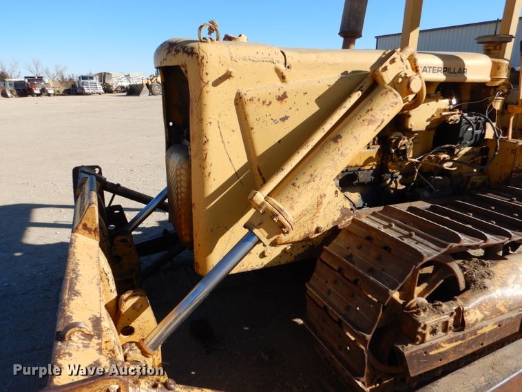 image for item DK7258 1954 Caterpillar D6  dozer