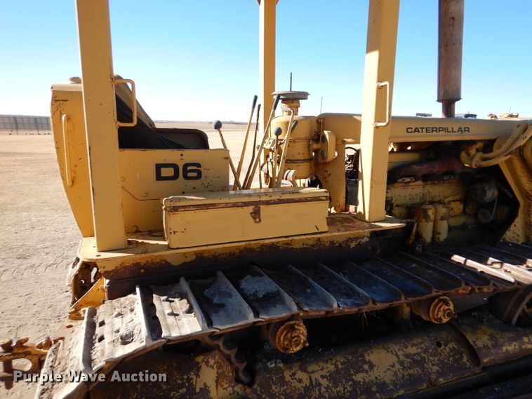 image for item DK7258 1954 Caterpillar D6  dozer