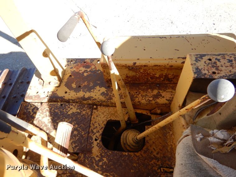 image for item DK7258 1954 Caterpillar D6  dozer