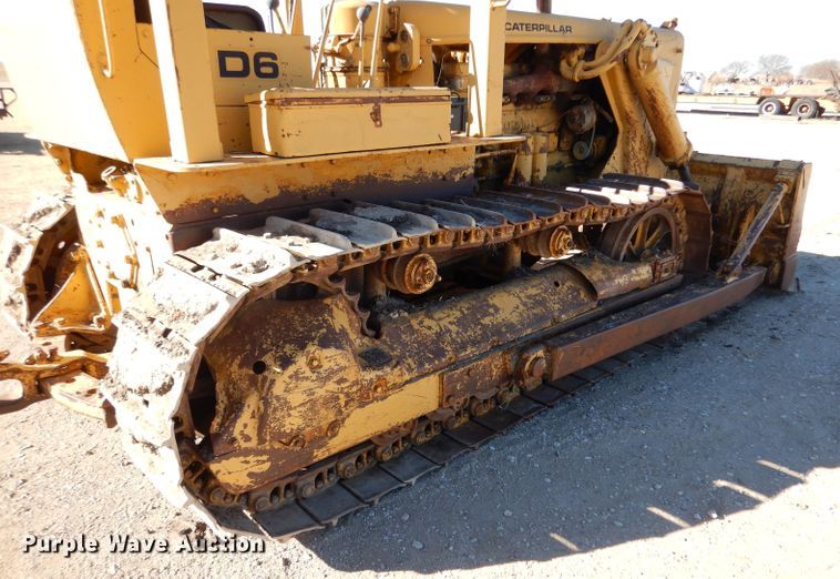 image for item DK7258 1954 Caterpillar D6  dozer