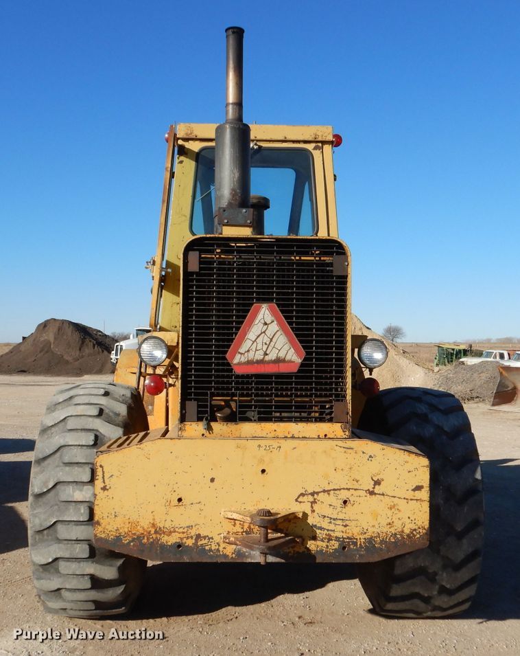 image for item DK7259 1974 Fiat-Allis 745H-B  wheel loader