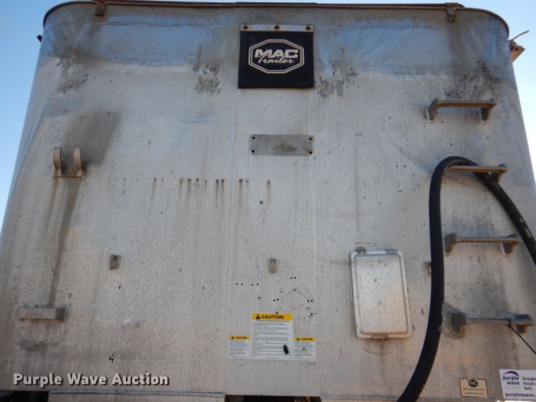 image for item DL5941 2010 MAC  end dump trailer