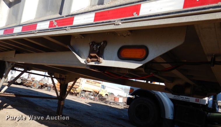 image for item DL5941 2010 MAC  end dump trailer