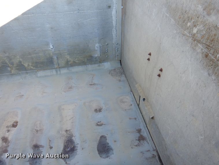 image for item DL5941 2010 MAC  end dump trailer