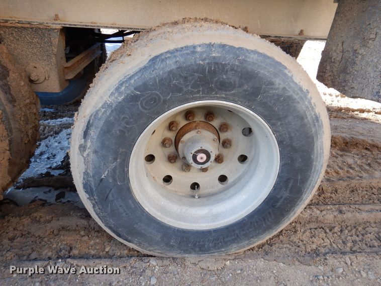 image for item DL5941 2010 MAC  end dump trailer