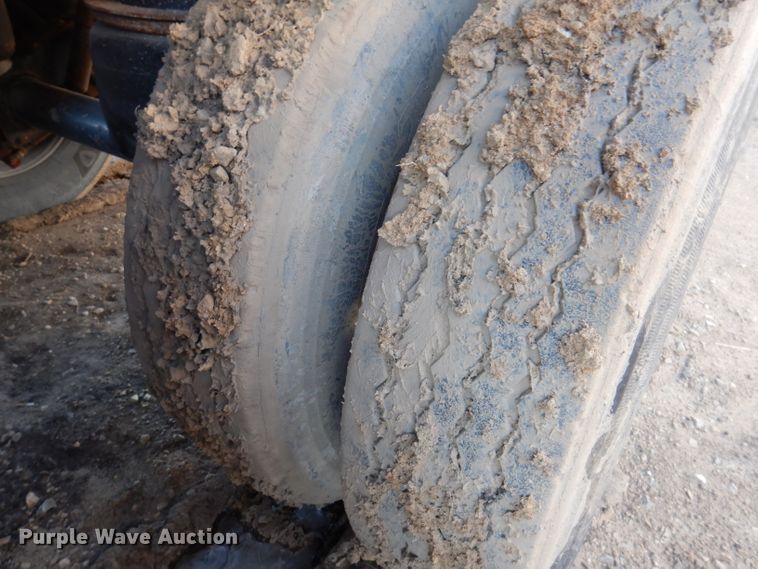 image for item DL5941 2010 MAC  end dump trailer