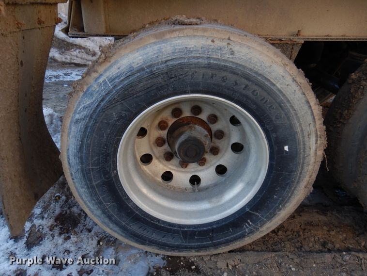 image for item DL5941 2010 MAC  end dump trailer