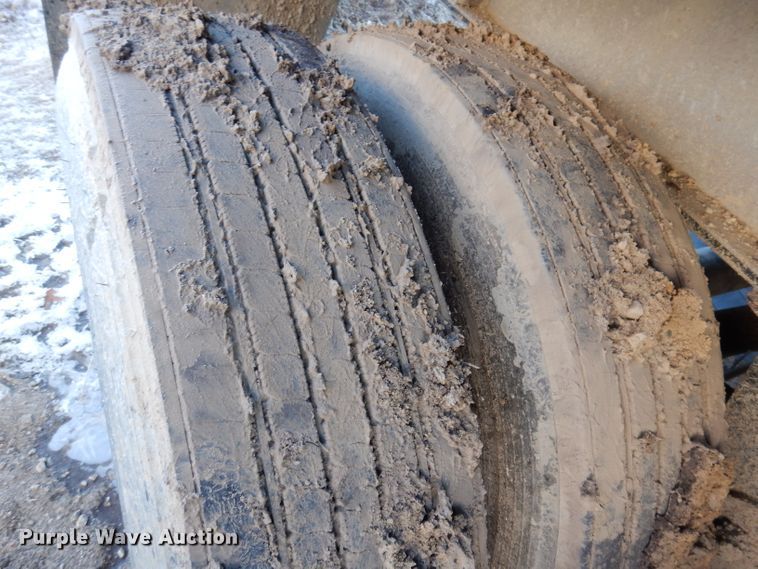 image for item DL5941 2010 MAC  end dump trailer