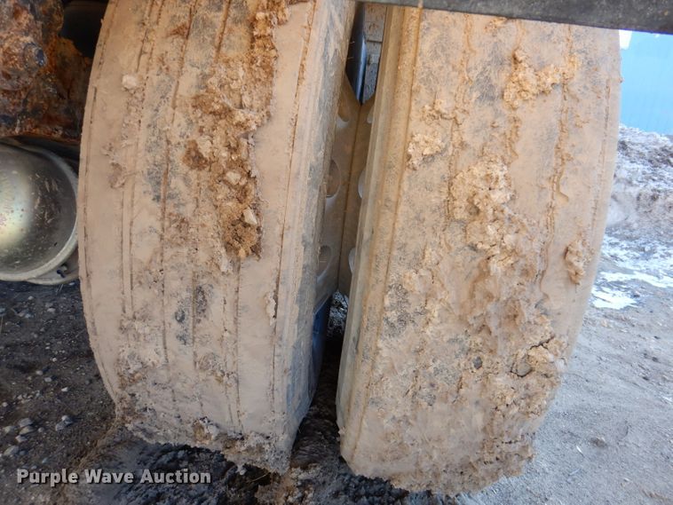 image for item DL5941 2010 MAC  end dump trailer