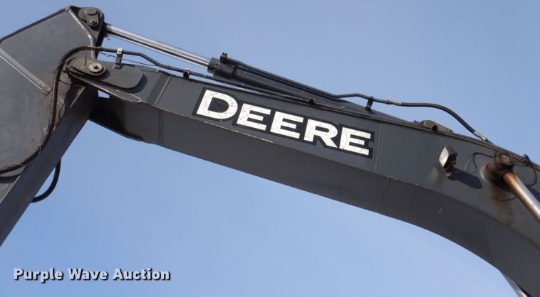 image for item DL5943 2006 John Deere 350D LC  excavator