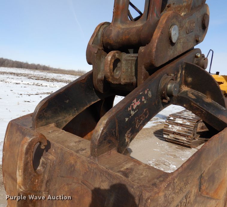 image for item DL5943 2006 John Deere 350D LC  excavator