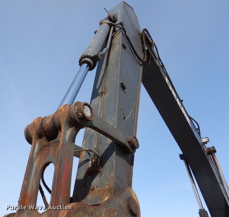 image for item DL5943 2006 John Deere 350D LC  excavator