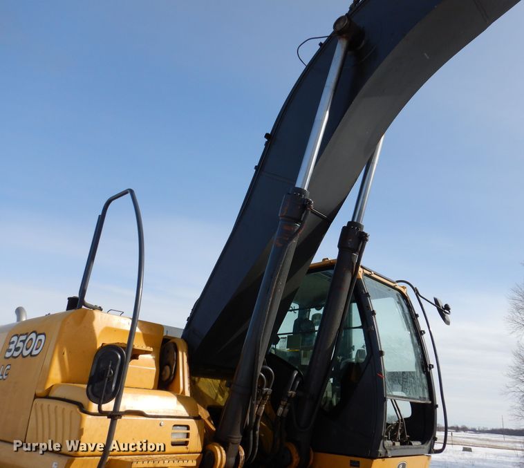 image for item DL5943 2006 John Deere 350D LC  excavator