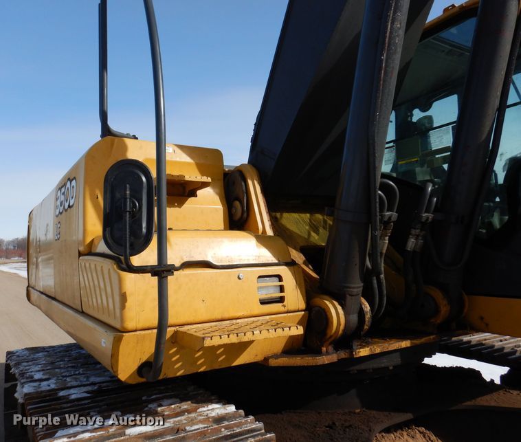 image for item DL5943 2006 John Deere 350D LC  excavator