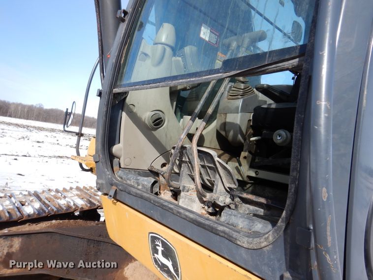 image for item DL5943 2006 John Deere 350D LC  excavator