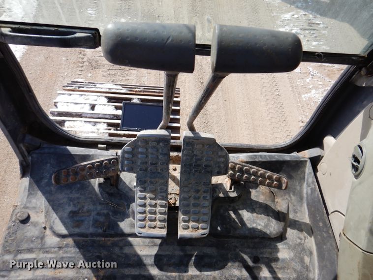 image for item DL5943 2006 John Deere 350D LC  excavator