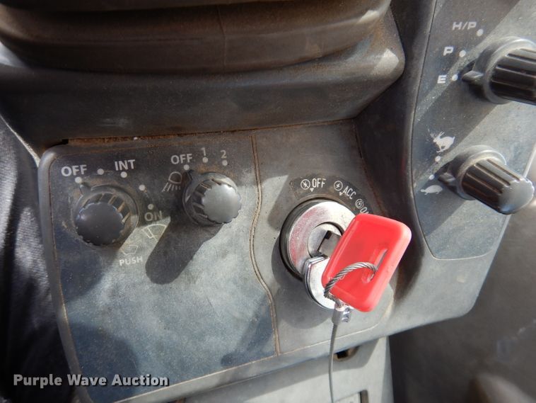 image for item DL5943 2006 John Deere 350D LC  excavator