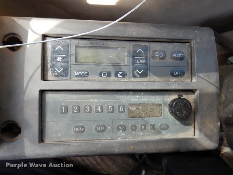 image for item DL5943 2006 John Deere 350D LC  excavator