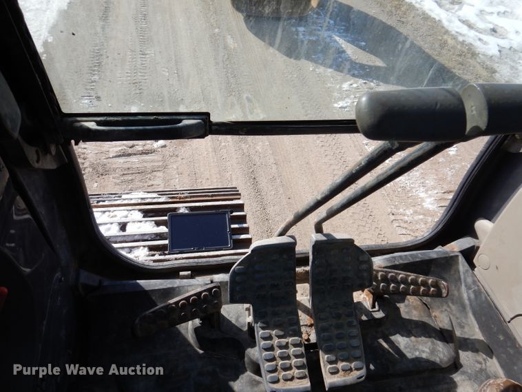 image for item DL5943 2006 John Deere 350D LC  excavator