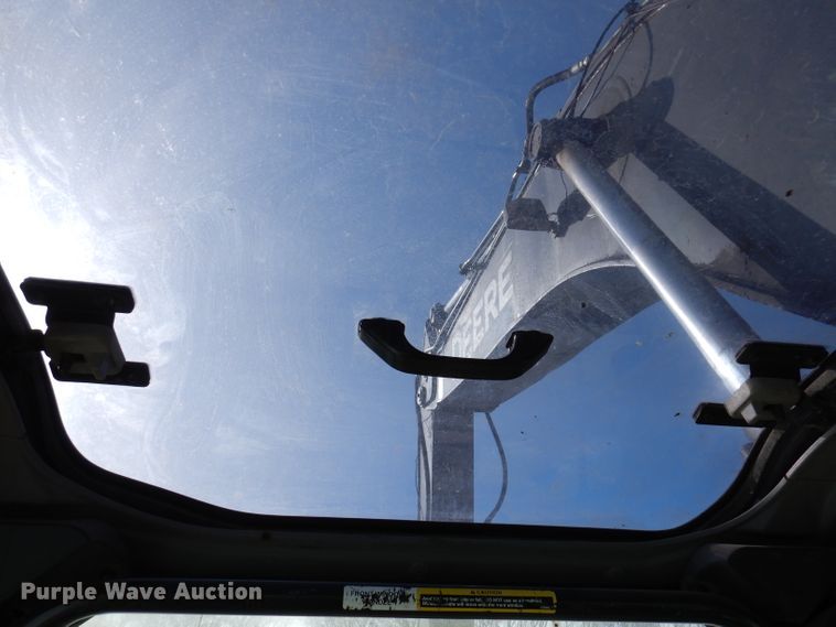 image for item DL5943 2006 John Deere 350D LC  excavator