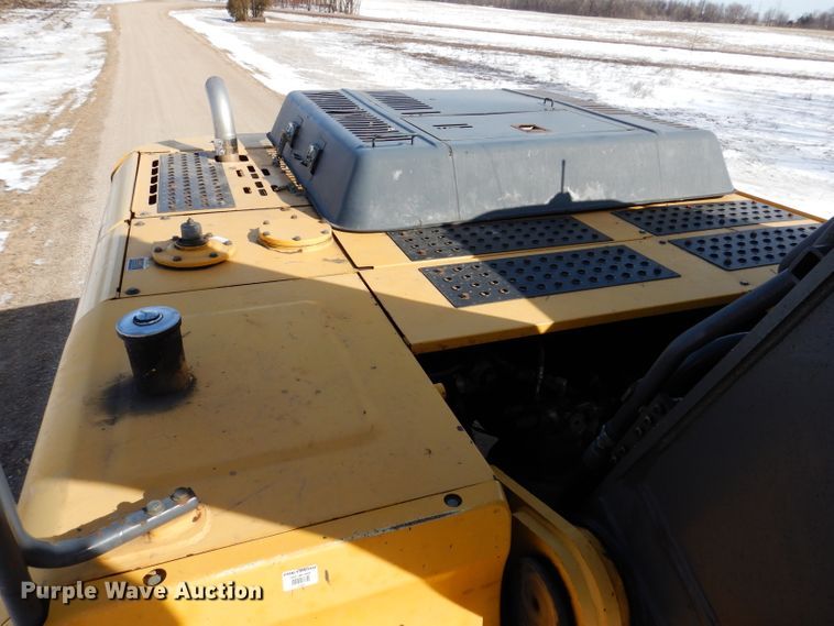 image for item DL5943 2006 John Deere 350D LC  excavator