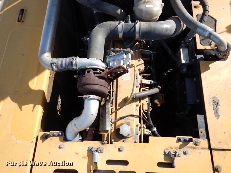 image for item DL5943 2006 John Deere 350D LC  excavator