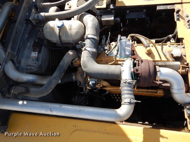 image for item DL5943 2006 John Deere 350D LC  excavator