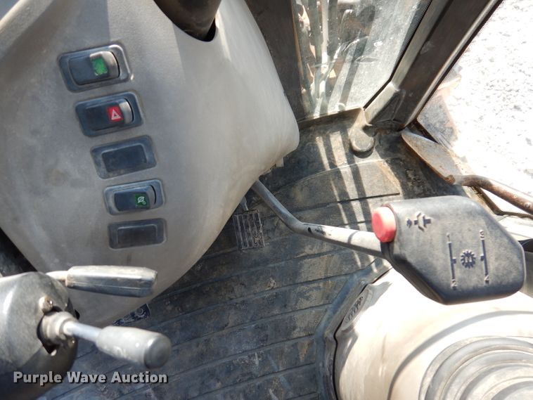 image for item DL5944 2015 Case 580 Super N  backhoe